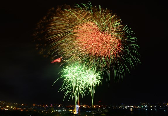 TP Hồ Chí Minh rực rỡ pháo hoa mừng Lễ Quốc khánh